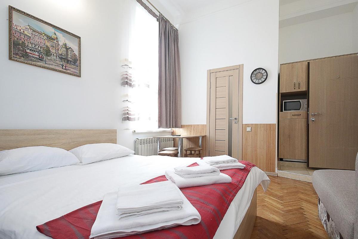 Buk Apartments On Doroshenka 29 Lvov Exteriér fotografie